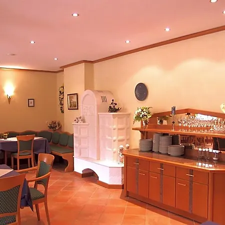 Otel Schend 3*